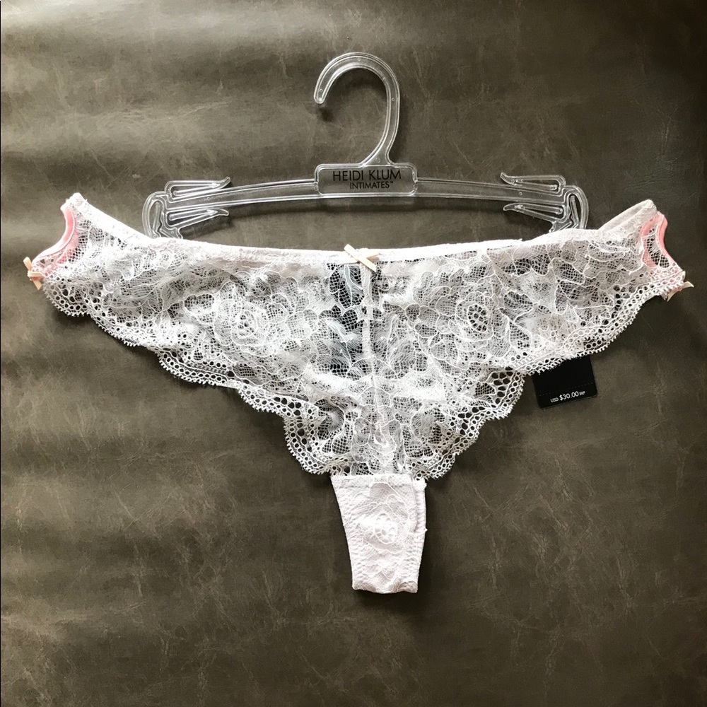 NWT Heidi Klum pale lavender & pink lace thong M